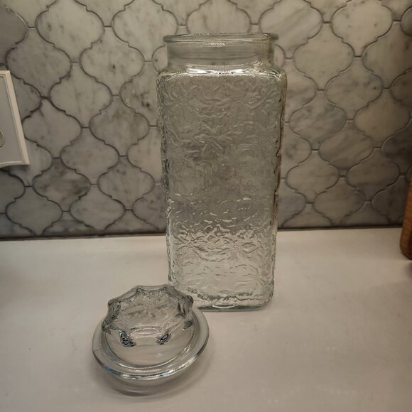 Princess House Fantasia Large Canister & Lid #530 Poinsettia Canister Jar Vtg - Picture 3 of 7